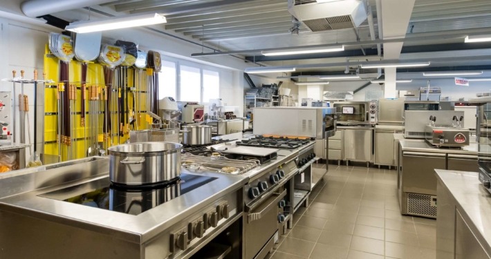 Show-Room Magasin Conthey 1er étage Show-Room Magasin Conthey 1er étage