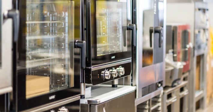 Show-Room Magasin Conthey 1er étage Show-Room Magasin Conthey 1er étage