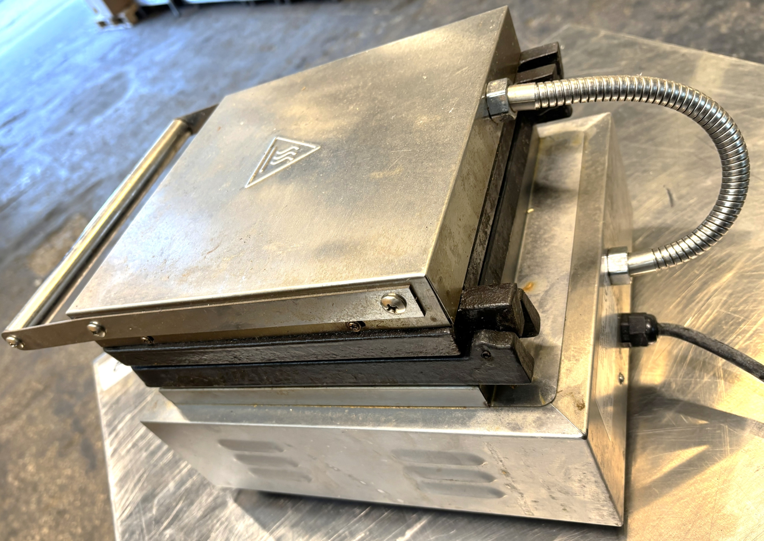 Gaufrier FV4 ERO occasion